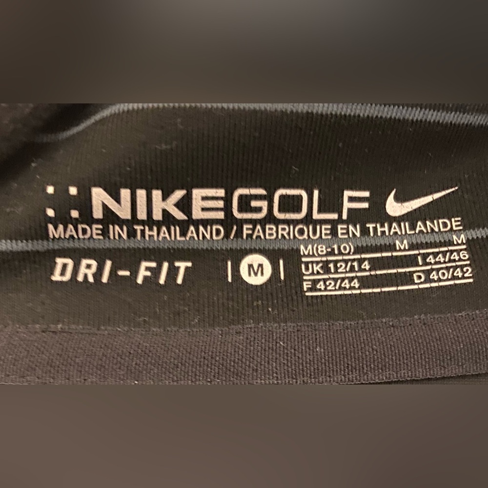 Women’s Medium Nike Golf Lightweight Hoodie - Picture 3 of 4